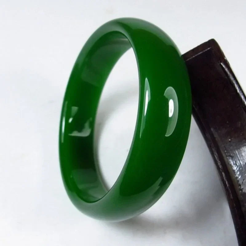 Polished Green Bangle Bracelet