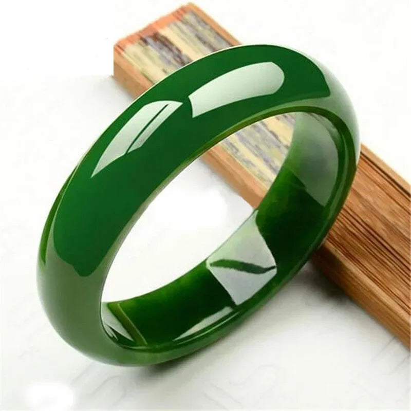 Polished Green Bangle Bracelet